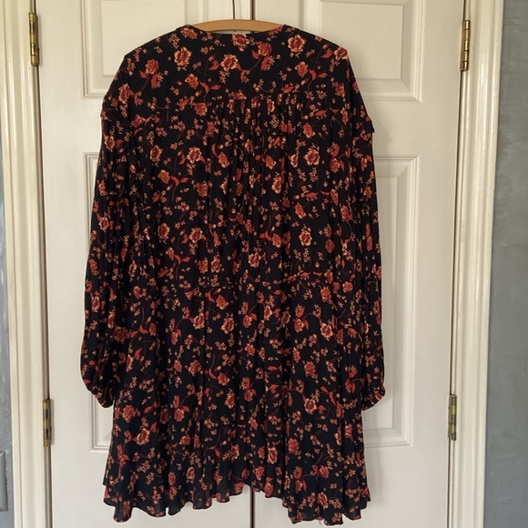 Free People Free Swinging Floral-print Mini Dress lined at bottom size M - Picture 4 of 7